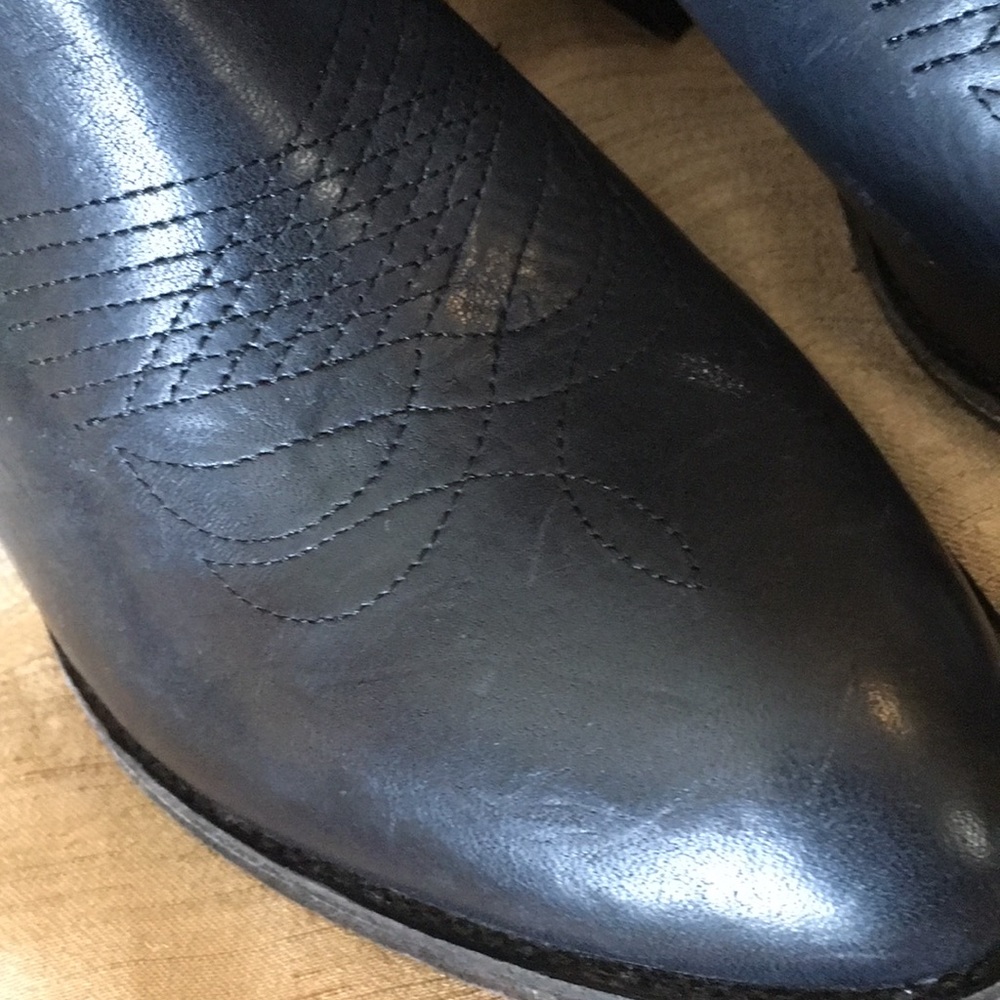 Frye Black Leather Ankle Boots 9.5B - Picture 5 of 9